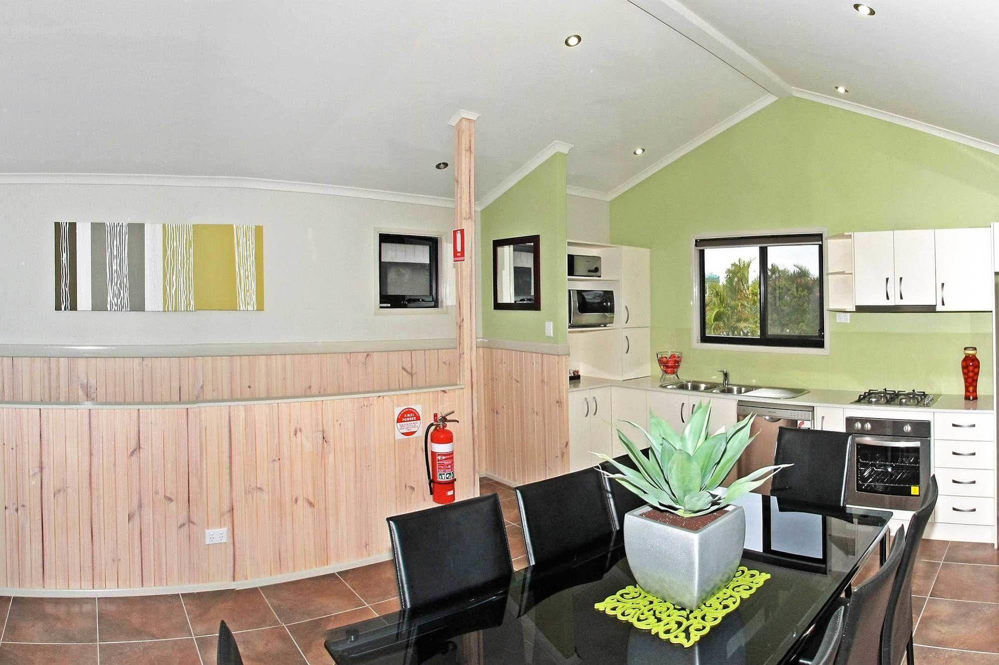 Burleigh Beach Tourist Park Gold Coast Dış mekan fotoğraf